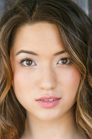 Reina Hardesty photo