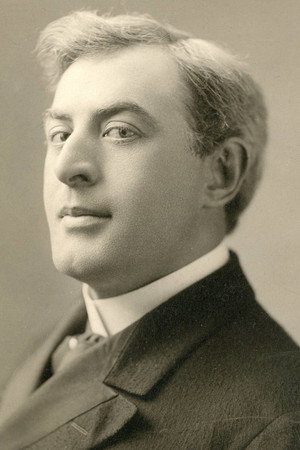 Photo of Fred Esmelton from the Latest Netflix gallery