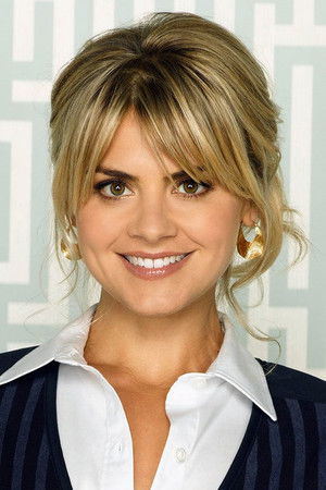 Eliza Coupe photo