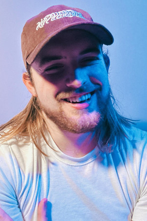 Photo of J. Seth Estes from the Latest Netflix gallery