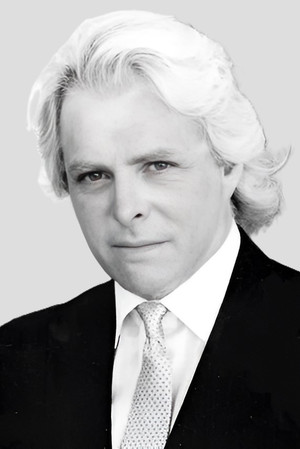 Richard Lynch photo