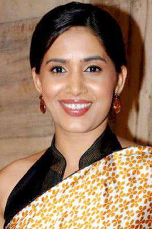 Sonali Kulkarni photo