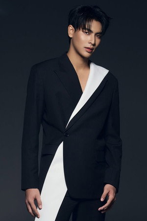Photo of Thanathat Kuangthung from the Latest Netflix gallery