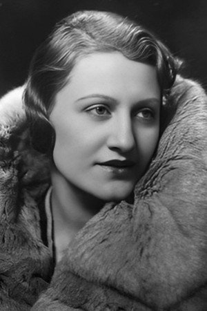 Photo of Pina Renzi from the Latest Netflix gallery