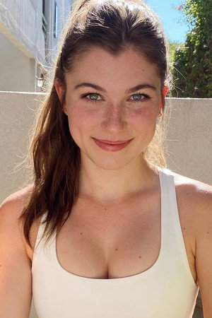 Photo of Kennedy Tucker from the Latest Netflix gallery