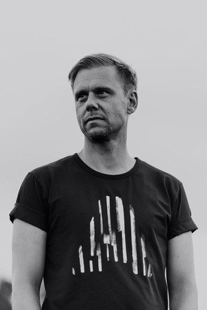 Armin van Buuren photo