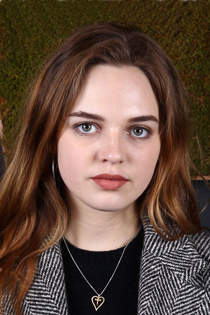 Odessa Young photo