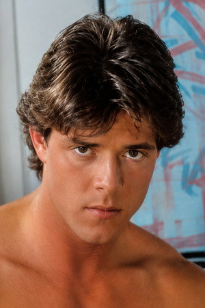 Photo of Mike Henson from the Latest Netflix gallery