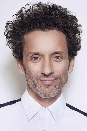 Photo of André Sauvé from the Latest Netflix gallery
