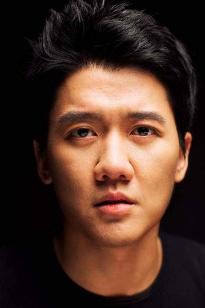 Photo of Kim Min-joong from the Latest Netflix gallery