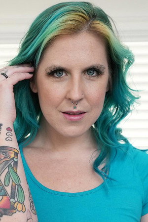 Photo of Nikki Zee from the Latest Netflix gallery