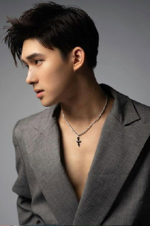 Photo of David Eung from the Latest Netflix gallery