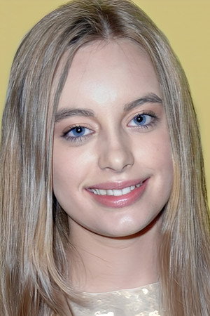 Photo of Rachel Pirard from the Latest Netflix gallery