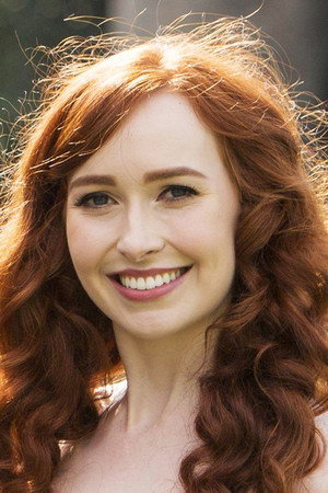 Photo of Tara McNeill from the Latest Netflix gallery