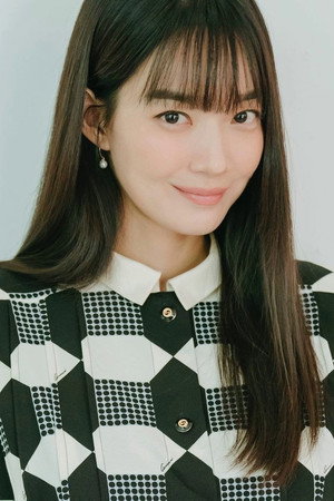 Shin Min-a photo