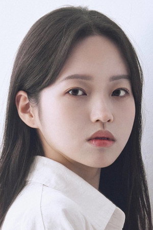 Photo of Kim Min-jung from the Latest Netflix gallery