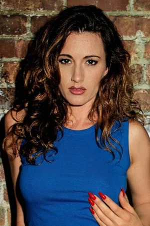 Photo of Brooke Waters from the Latest Netflix gallery