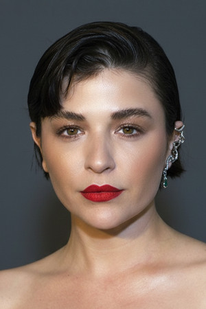 Gonca Vuslateri photo