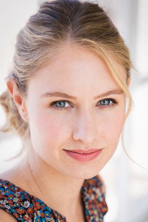 Photo of Caitlin Thompson from the Latest Netflix gallery