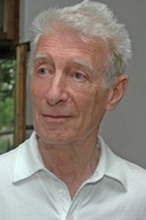 Photo of Peter Solan from the Latest Netflix gallery