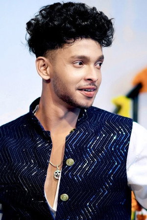 Photo of Akash Hota from the Latest Netflix gallery