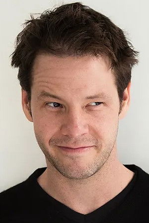 Ike Barinholtz photo