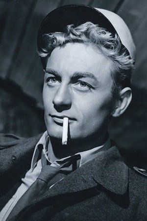 Photo of Roland Lesaffre from the Latest Netflix gallery