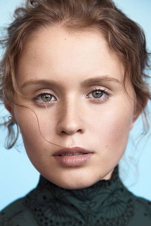 Eliza Scanlen photo