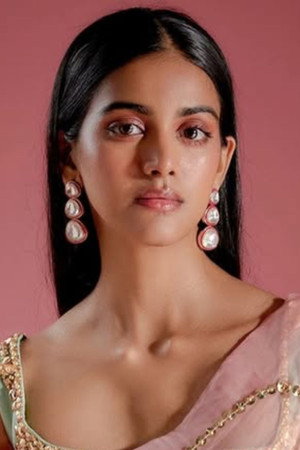 Photo of Vanessa Noronha from the Latest Netflix gallery