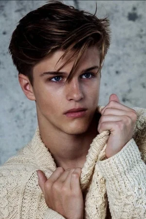 Photo of Alex Lange from the Latest Netflix gallery