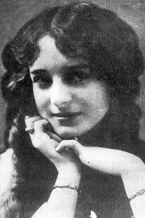 Photo of Dorothy Bernard from the Latest Netflix gallery