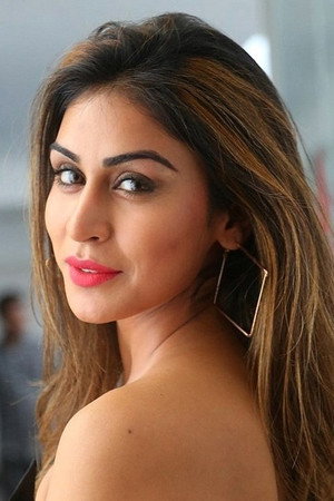 Photo of Myra Sareen from the Latest Netflix gallery
