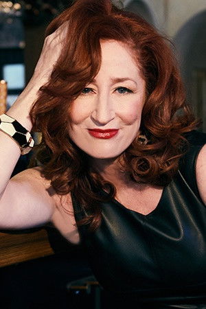 Vicki Lewis photo