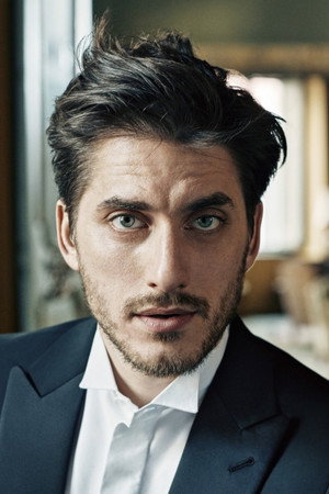 Luca Marinelli photo