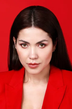 Photo of Lina Castrillón from the Latest Netflix gallery