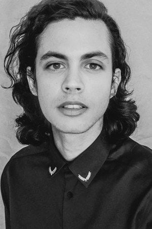 Photo of Íris Alves Lacerda from the Latest Netflix gallery