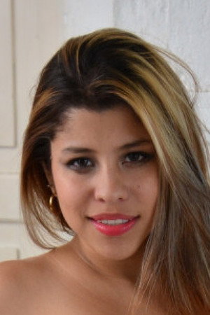 Photo of Tania Mejia from the Latest Netflix gallery