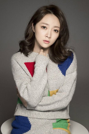 Photo of Wang Peiyi from the Latest Netflix gallery