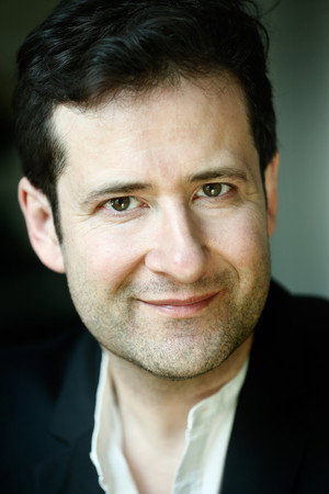 Photo of Héctor Cabello Reyes from the Latest Netflix gallery