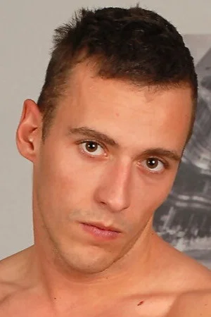 Photo of Nick Silver from the Latest Netflix gallery