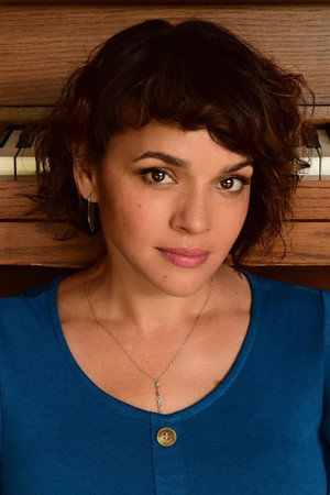 Norah Jones photo