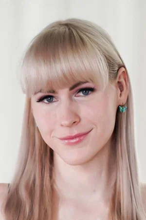 Photo of Lianna Lawson from the Latest Netflix gallery
