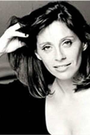 Yasmine Golchan photo