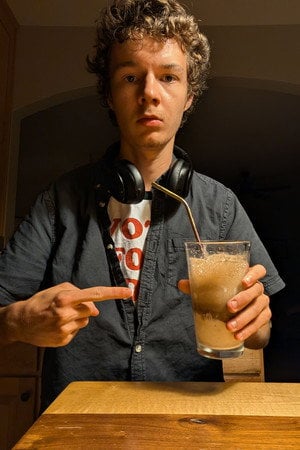 Photo of Eric Carson from the Latest Netflix gallery