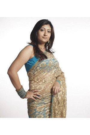 Juhi Parmar photo