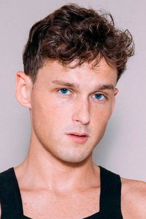 Photo of Hunter Graham from the Latest Netflix gallery