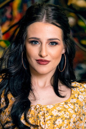 Photo of Aubree Valentine from the Latest Netflix gallery