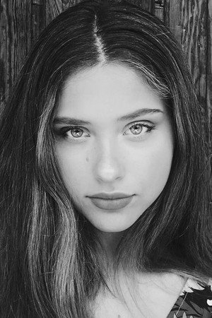 Nicole Wallace photo