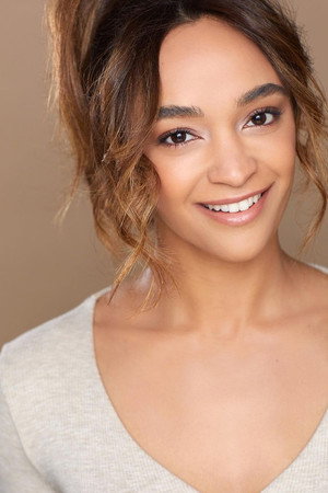 Photo of Justine Herron from the Latest Netflix gallery