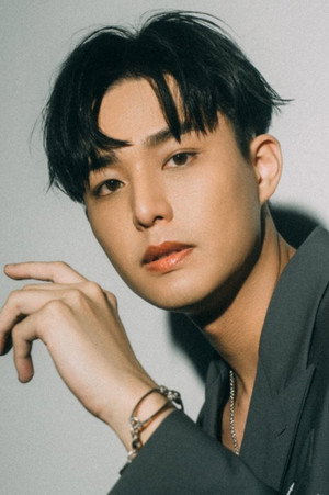Photo of An Chun-peng from the Latest Netflix gallery